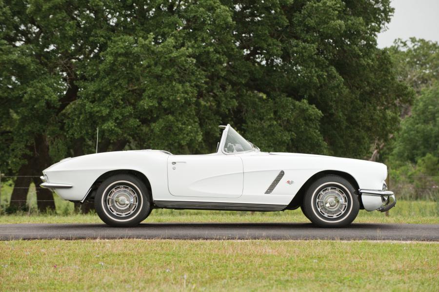  Chevrolet Corvette Convertible 1962 года  (фото 51 из 55)